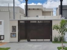 1 suíte - 2 quartos - sala - cozinha - churrasqueira - local top