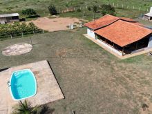 Chácara com 10 mil m² - boa localização