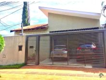 Conforto e lazer - casa térrea no Jardim Bela Vista