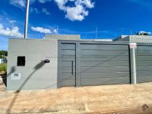 Casa no Estrela Park com 3 quartos e quintal