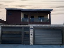 Sobrado luxuoso com piscina