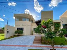 Casa térrea com mezanino no Setvillage II