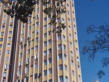 Apartamento 197 m² em frente à Praça Ari Coelho