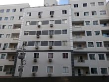 Apartamento de dois quartos na 14 de Julho