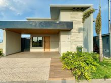 Casa térrea no condomínio Reserva Santa Inês