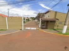 Casa térrea em condomínio
