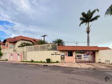Ótimo apartamento com armários