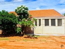 Casa com 2 quartos - terreno 400m²