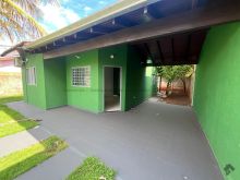 Excelente casa com terreno grande
