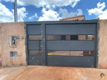 Casa com 02 quartos - suíte no Jardim Presidente