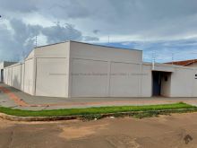 Casa grande potencial para reforma