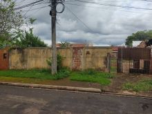 Terreno 12x30 bem localizado