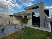 Casa de alto padrão no bairro Pioneiros