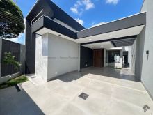 Casa térrea com 3 suítes e piscina