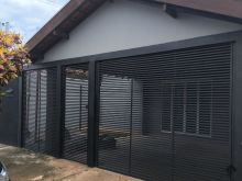 Casa em condomínio com 3 quartos - 1 suíte e edícula