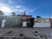 Sobrado com 4 suítes na Pernambuco