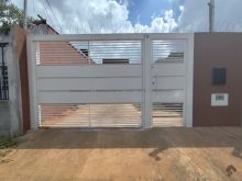 Casa com 03 dormitórios