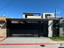 Casa 3 suítes e piscina