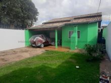 2 casas no terreno - entrada independente
