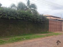Terreno todo murado - Lagoa Itatiaia