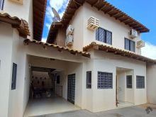 Excelente sobrado em condomínio