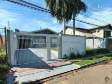2 suítes e 4 quartos - piscina