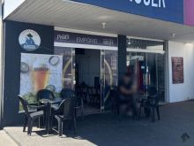 Imóvel comercial com casa no fundo