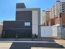 Sobrado em condomínio - última casa - energia solar