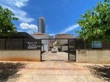 Sobrado no centro - 3 quartos