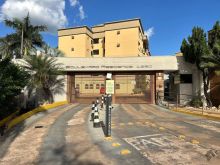 Apartamento reformado - condomínio Boulevard