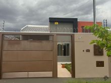 Essa é uma casa linda e confortável