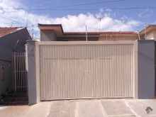 Sobrado no bairro Planalto