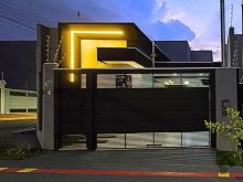 Linda casa com piscina
