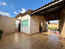 Casa com armários planejados
