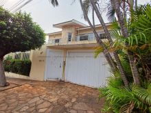Sobrado com 5 quartos - próximo ao HU e UFMS