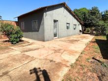 Casa em terreno 12 x 39,5 m