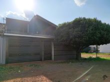 Casa térrea - dois quartos - Parati