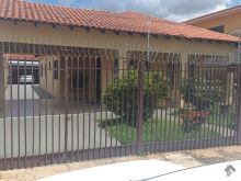 Excelente imóvel com terreno inteiro