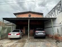 Imóvel comercial com mezanino