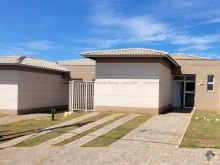 Casa em condomínio Parque Novos Estados