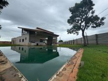 Terras do Golfe - fase final de acabamento