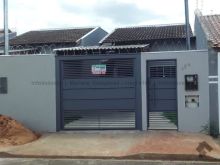 Ótima casa novinha