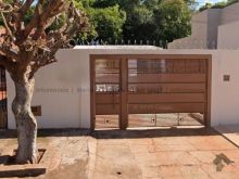 Casa térrea - amplo terreno no Residencial Betaville