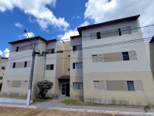 Apartamento térreo com 2 quartos