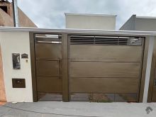 Casa 2 quartos sendo 1 suíte e churrasqueira