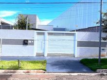 Casa seminova rica em planejados com área gourmet