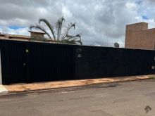 Casa com piscina