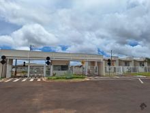 Condomínio Bosque dos Ipês - sobrado novo
