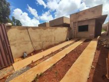 Residência familiar - 2 quartos amplos com quintal