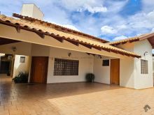 Casa com 4 quartos - Jardim TV Morena